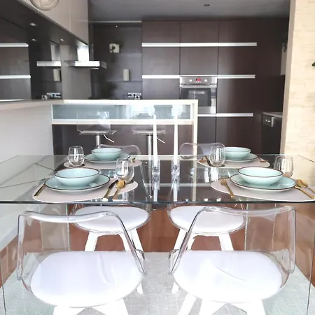 Vienna Gate Apartment, Free Parking Appartamento Bratislava